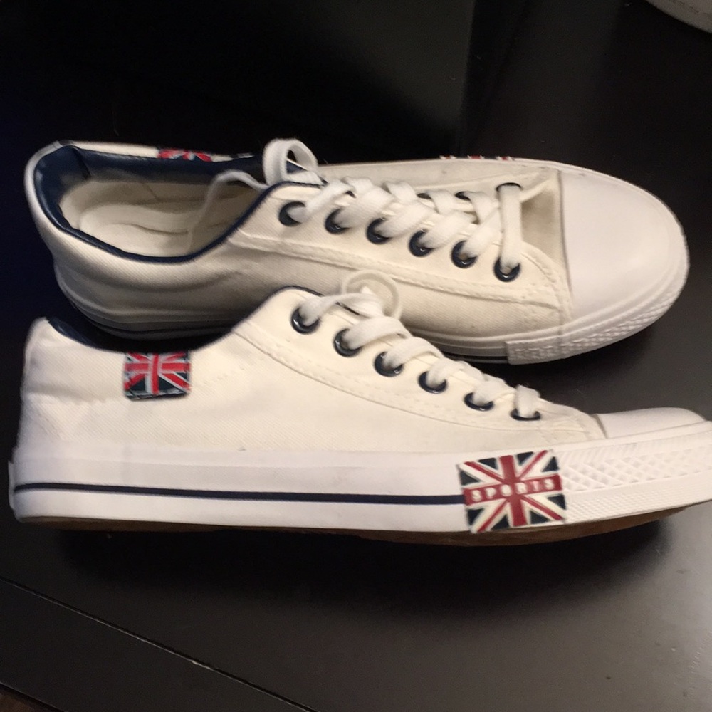 Sneaker white